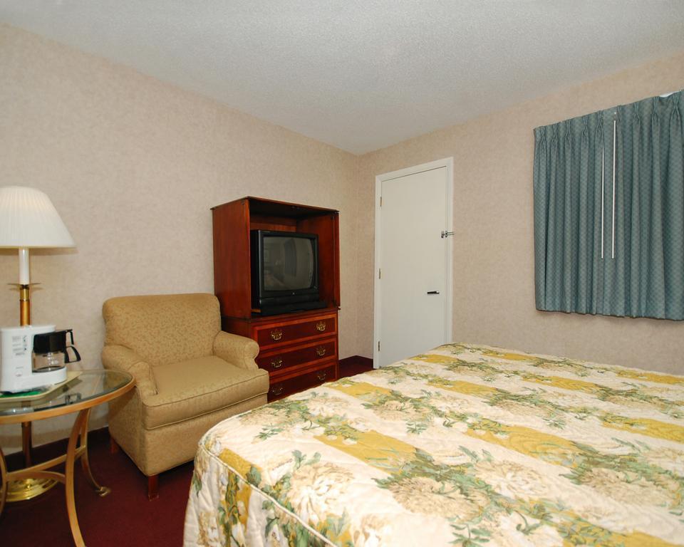 Rodeway Inn Dillsburg Buitenkant foto