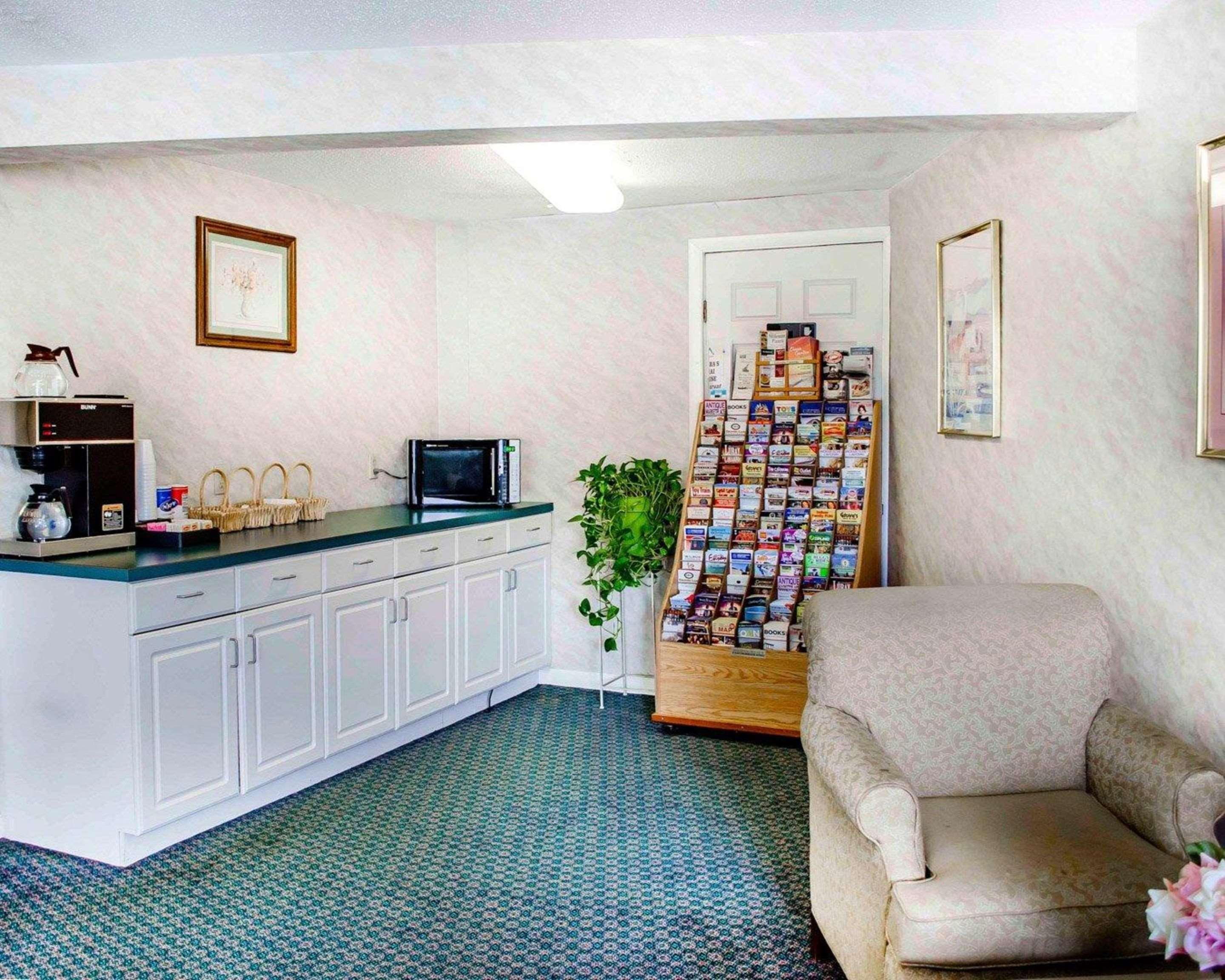 Rodeway Inn Dillsburg Buitenkant foto