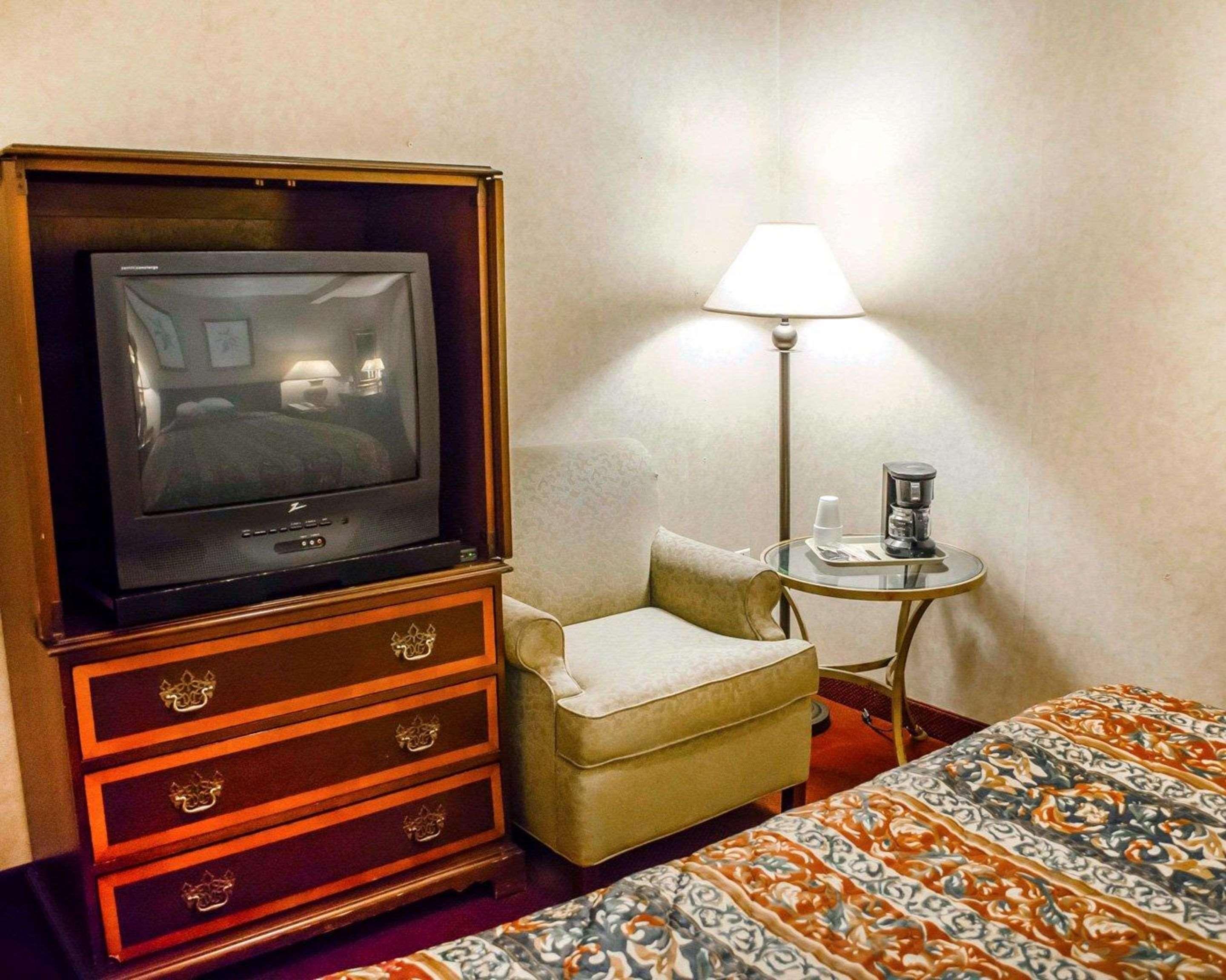 Rodeway Inn Dillsburg Buitenkant foto