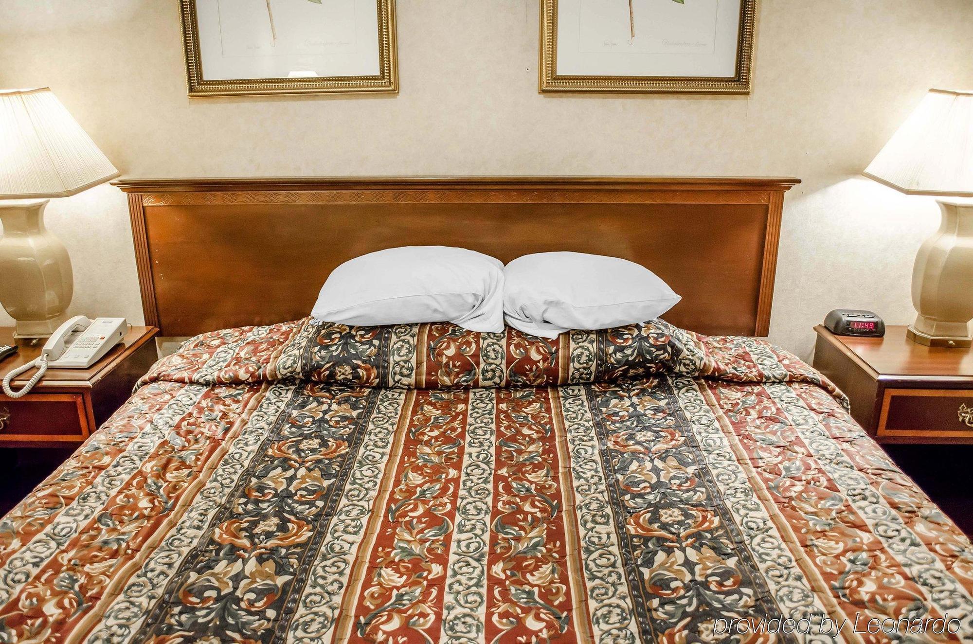 Rodeway Inn Dillsburg Buitenkant foto