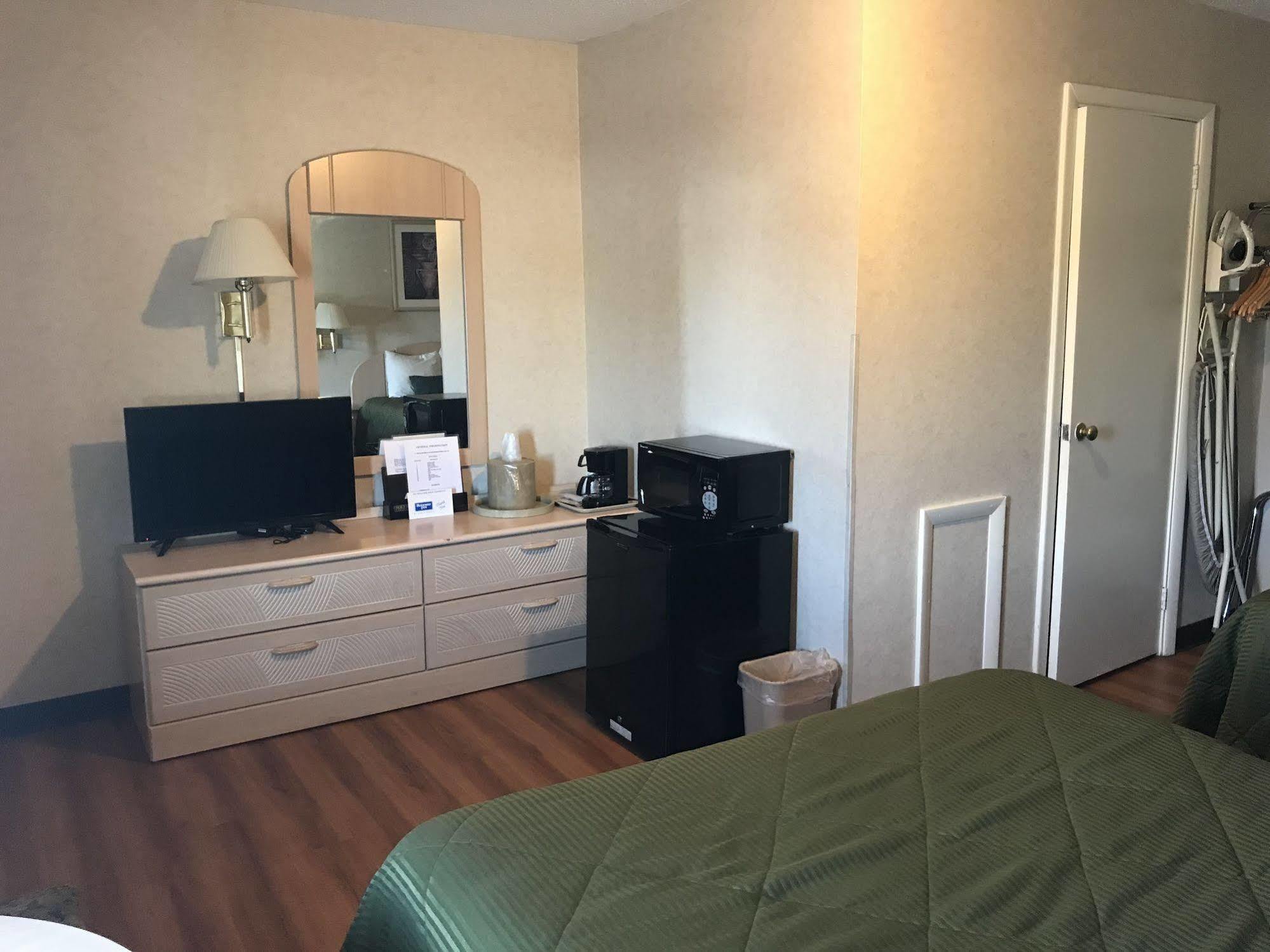 Rodeway Inn Dillsburg Buitenkant foto